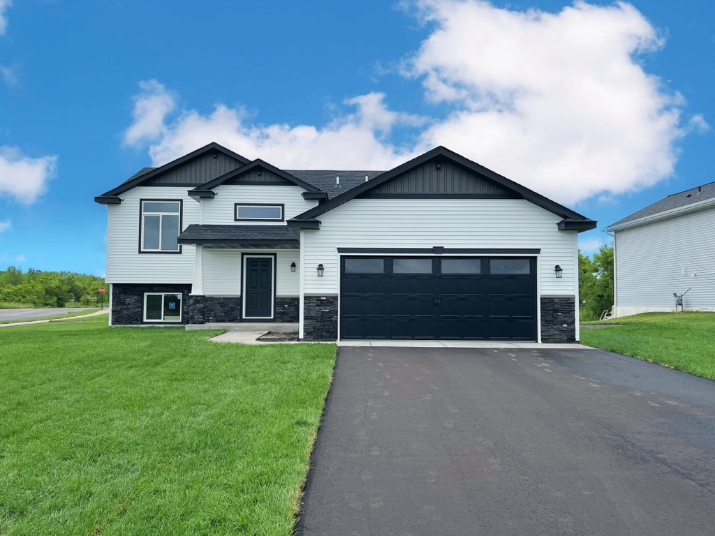 Photo of 1143 29th Street NE, Sauk Rapids, MN 56379 (MLS # 7141299)