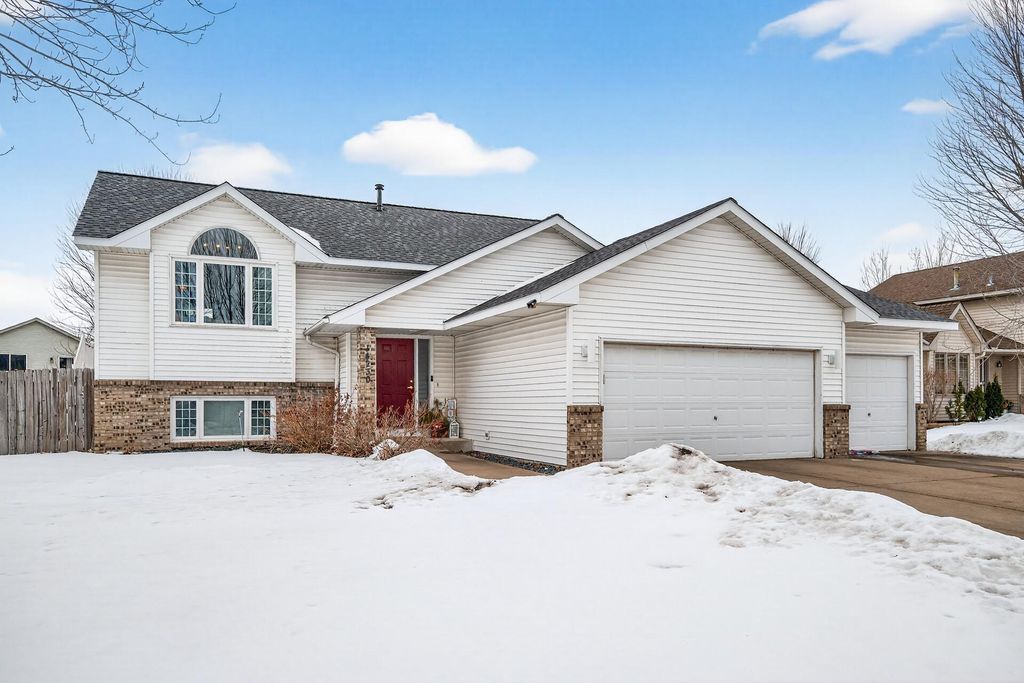 Photo of 14230 Uranium Street NW, Anoka, MN 55303 (MLS # 7020060)