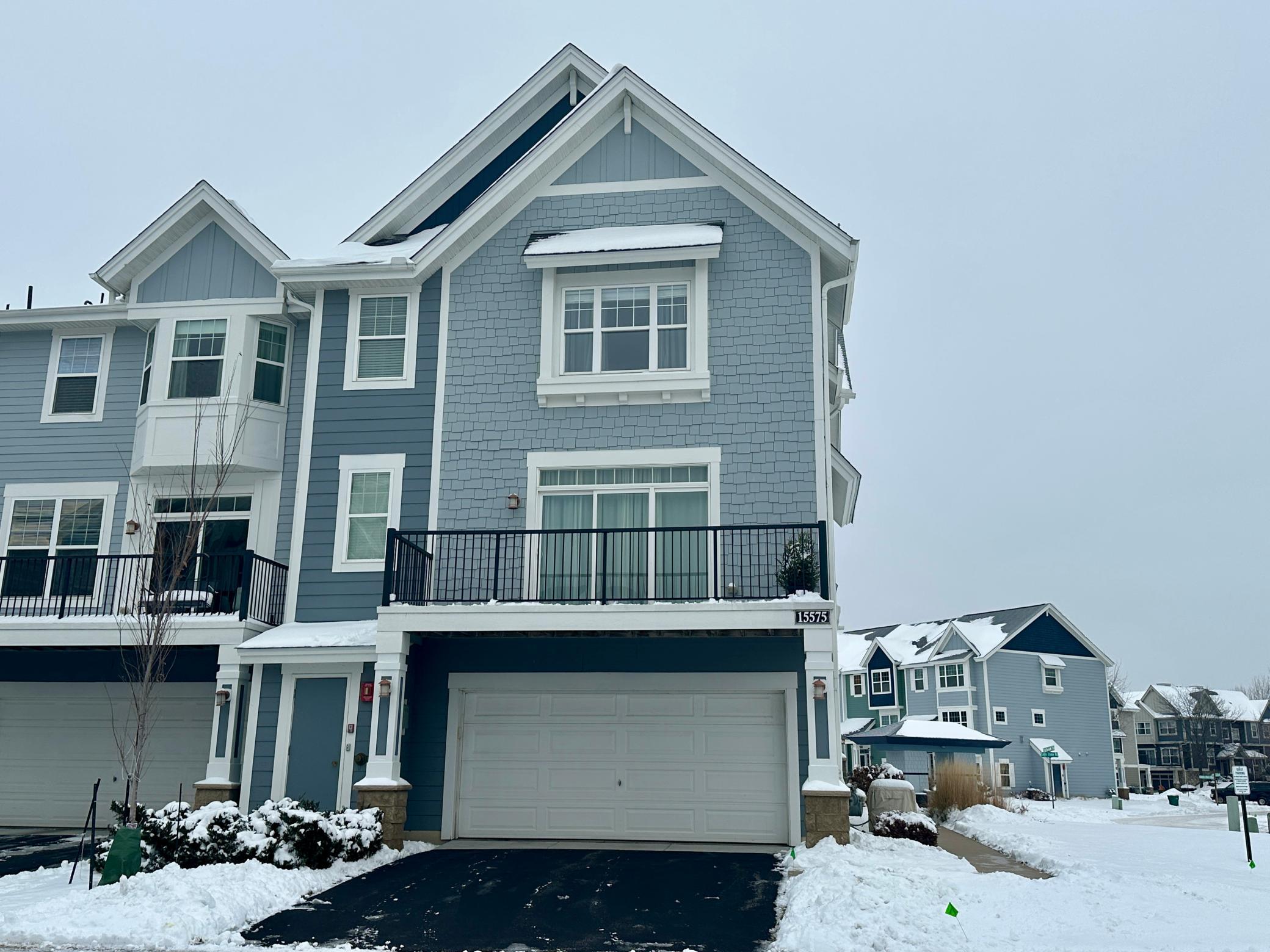 15575 Early Bird Circle