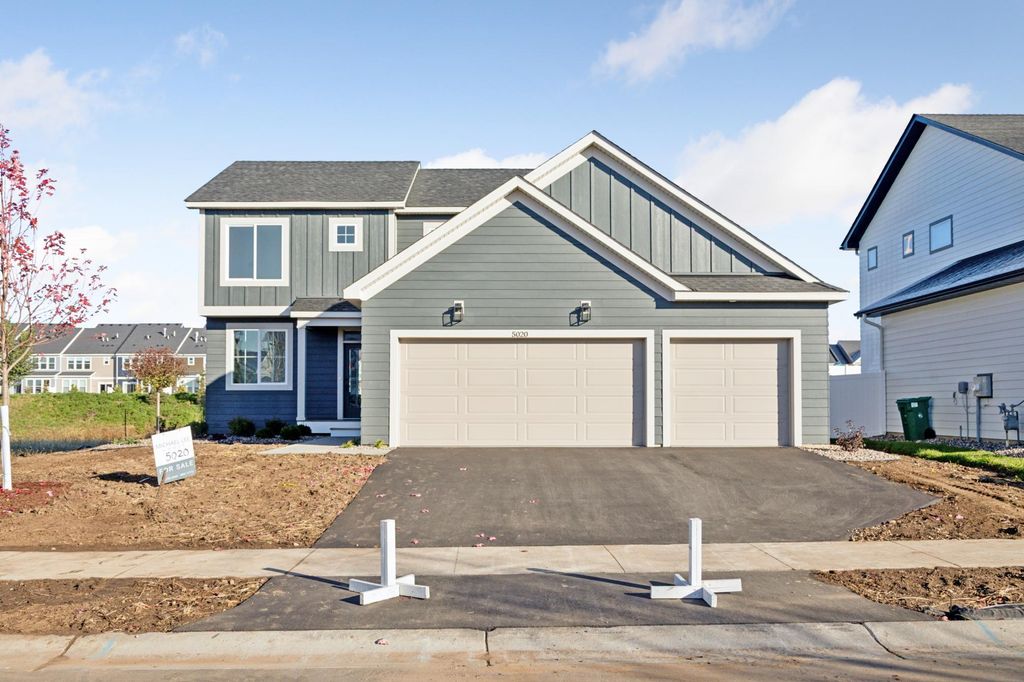 Photo of 5020 Airlake Draw, Woodbury, MN 55129 (MLS # 7004033)