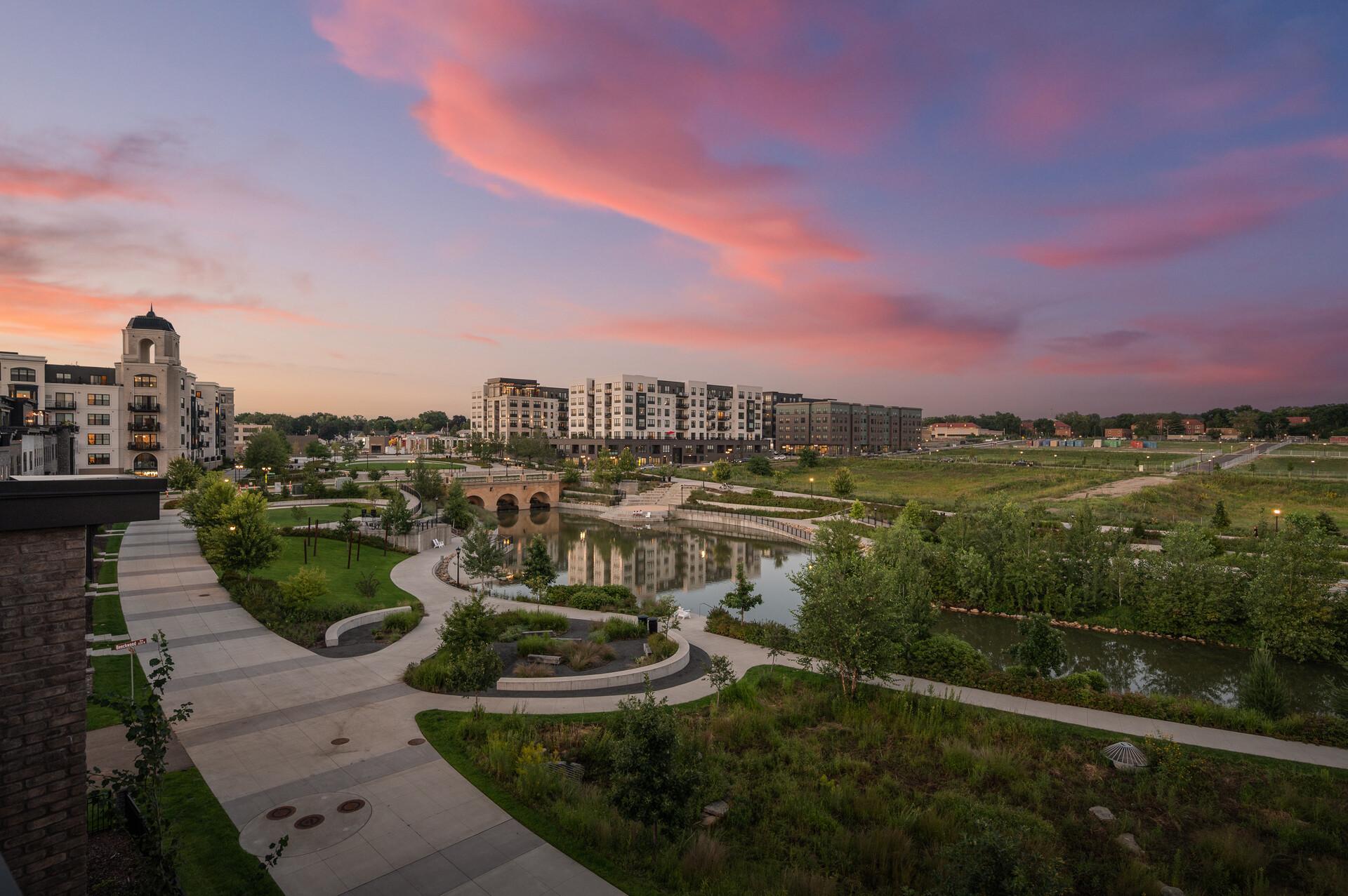 Saint Paul, Minnesota, 55116, United States, 4 Bedrooms Bedrooms, ,4 BathroomsBathrooms,Residential,Active,2028753
