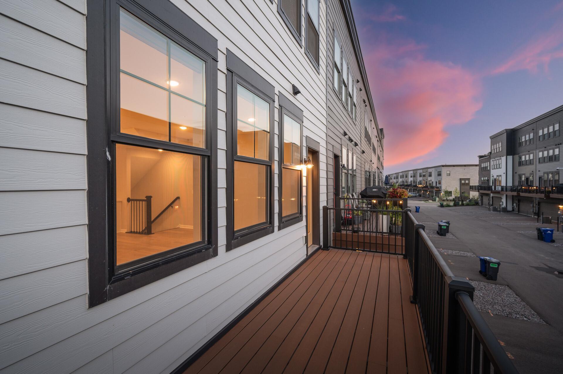 Saint Paul, Minnesota, 55116, United States, 4 Bedrooms Bedrooms, ,4 BathroomsBathrooms,Residential,Active,2028753