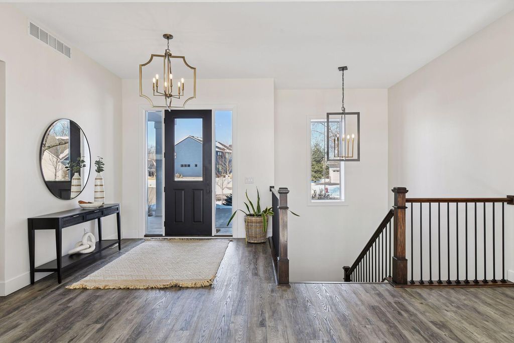 Photo of 752 Summerbrooke Circle, Eagan, MN 55123 (MLS # 7011735)