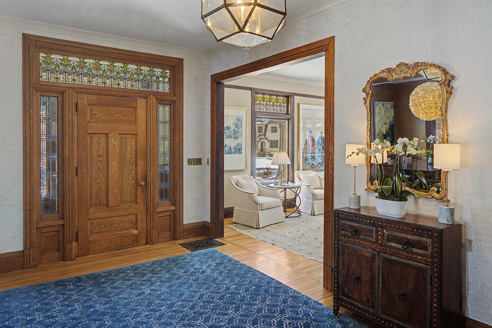 4600 Fremont Avenue S