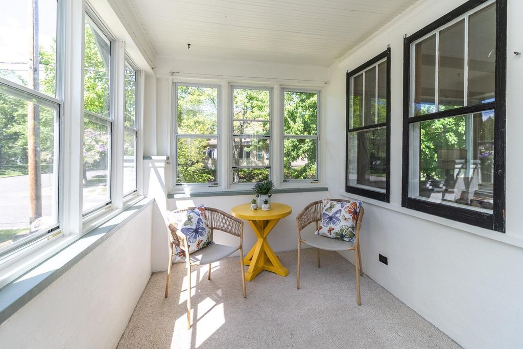 Photo of 1697 Taylor Avenue, Saint Paul, MN 55104 (MLS # 7054374)