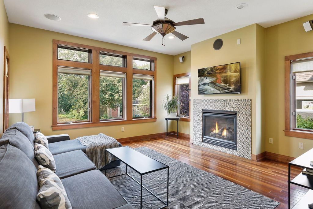 Photo of 2313 Cole Avenue SE, Minneapolis, MN 55414 (MLS # 6824186)