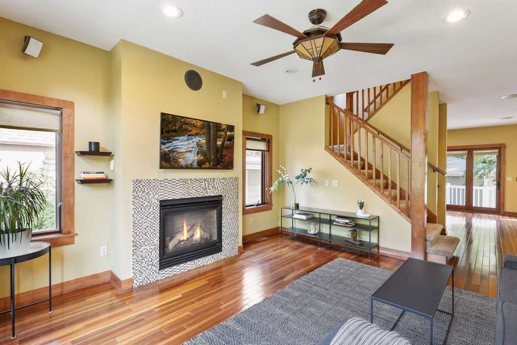 Photo of 2313 Cole Avenue SE, Minneapolis, MN 55414 (MLS # 6824186)