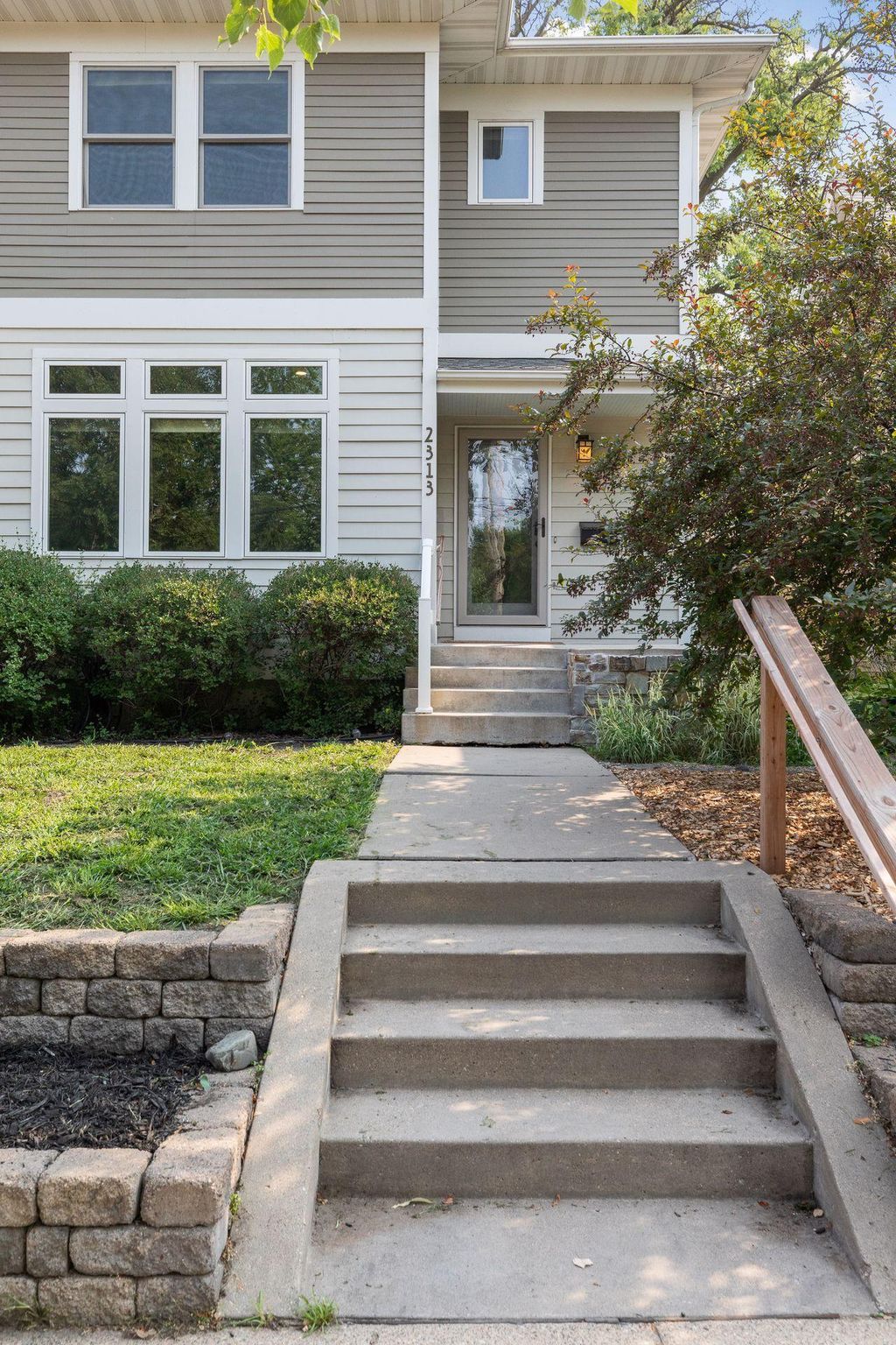 Photo of 2313 Cole Avenue SE, Minneapolis, MN 55414 (MLS # 6824186)