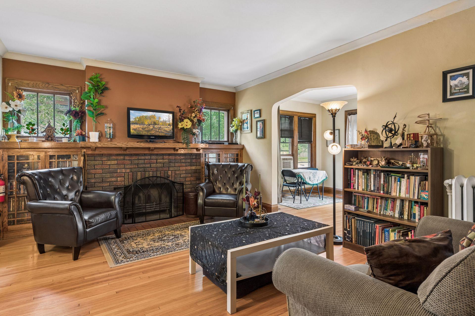 629 Lexington Parkway N