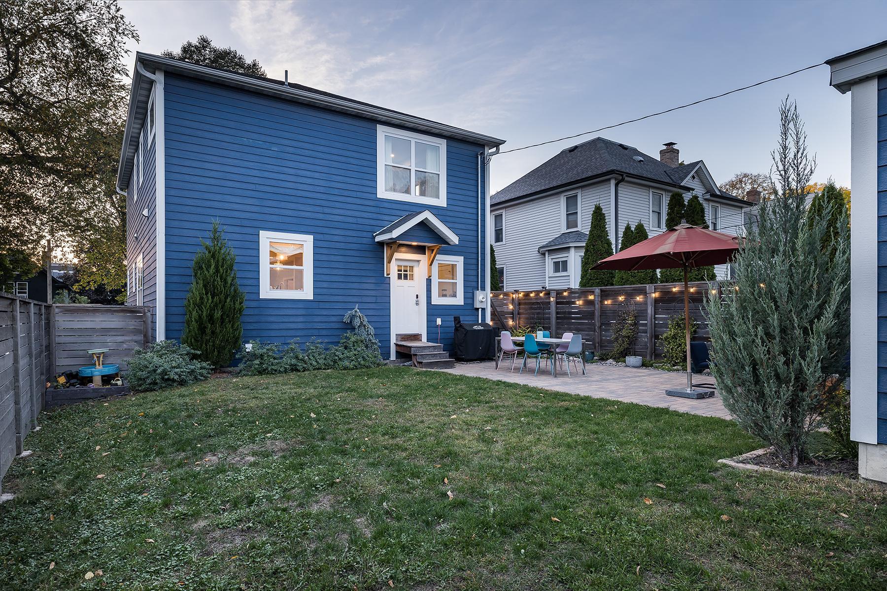 4433 1st Avenue S