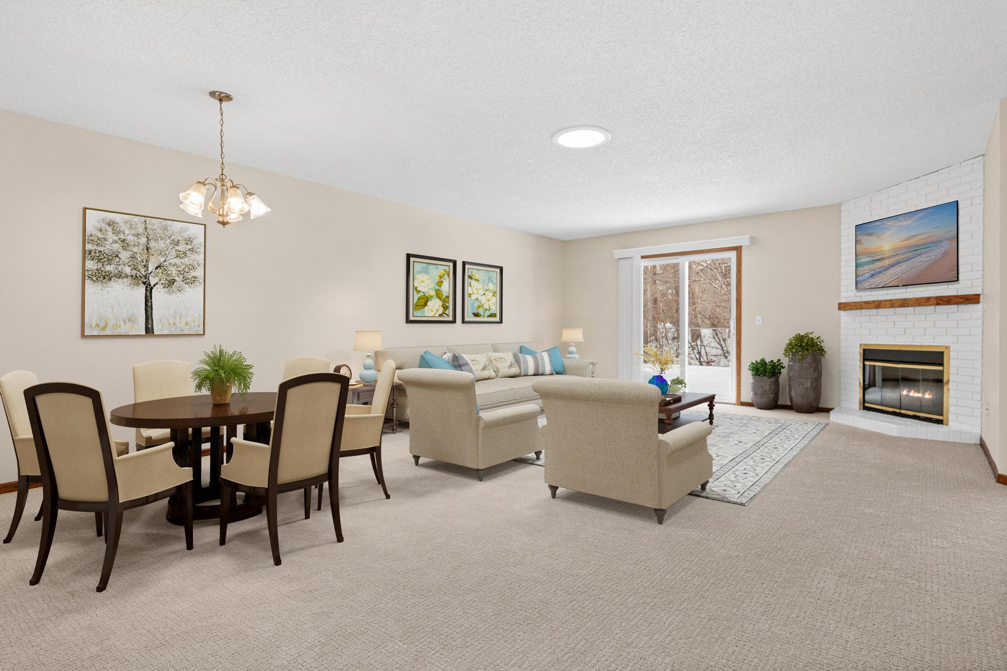 1220 Ravenswood Court