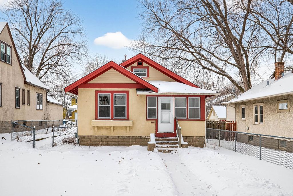 Photo of 3923 Russell Avenue N, Minneapolis, MN 55412 (MLS # 7003441)