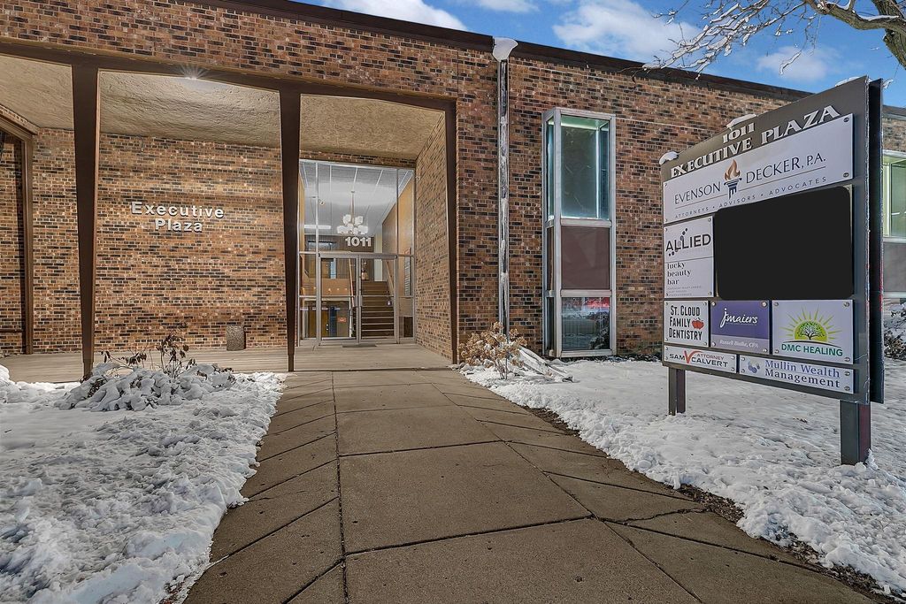 Photo of 1011 2nd Street N #202, Saint Cloud, MN 56303 (MLS # 6823113)