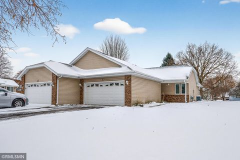 9 Oak Leaf Lane Circle Pines MN 55014