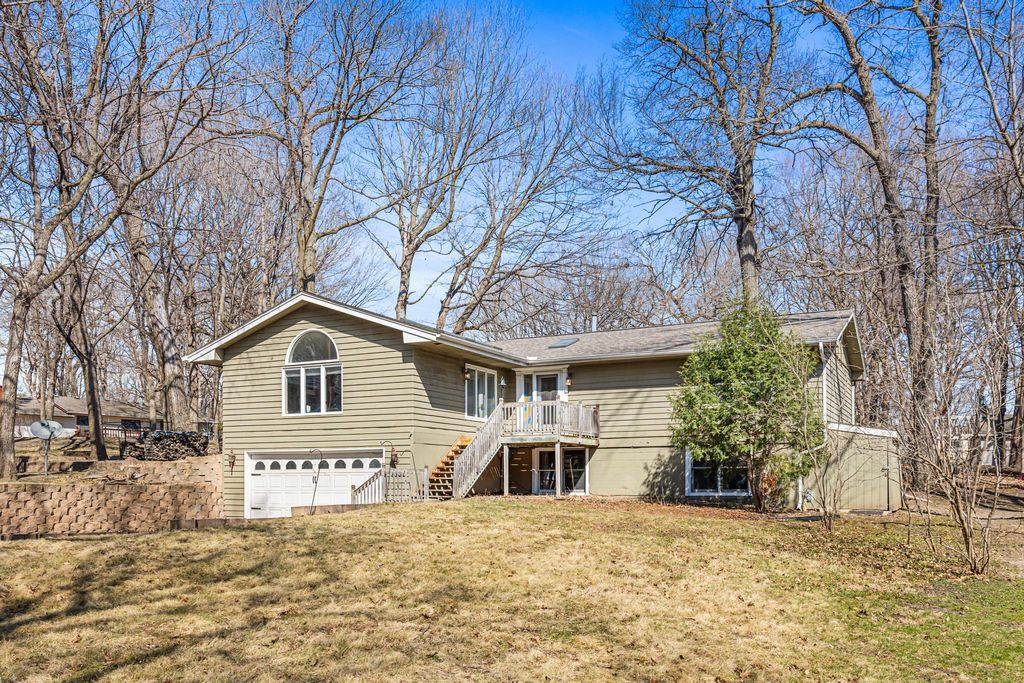 Photo of 6859 Yuma Drive, Chanhassen, MN 55317 (MLS # 7047819)