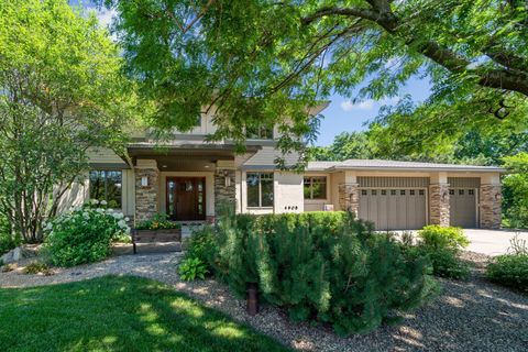 4908 Pinecroft Avenue N Stillwater MN 55082