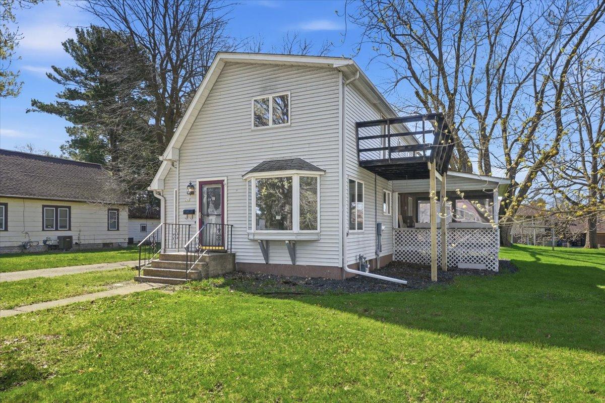 241 South Street W