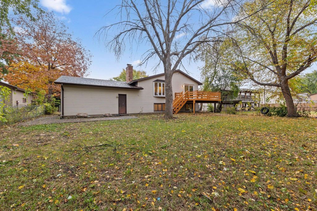 Photo of 8333 Abbott Avenue N, Brooklyn Park, MN 55443 (MLS # 6800435)