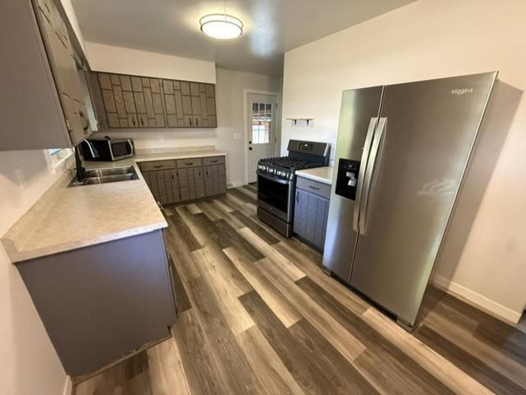 Photo of 725 6th Street S, Breckenridge, MN 56520 (MLS # 7114737)