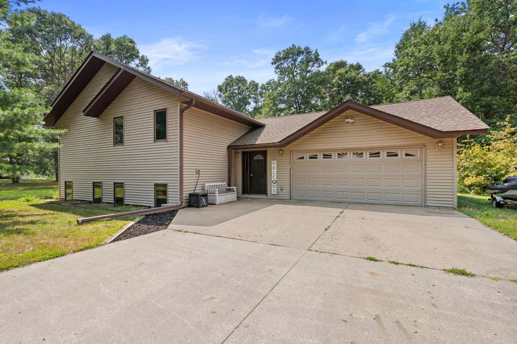 Photo of 12103 Fuschia Drive, Baxter, MN 56425 (MLS # 7123370)