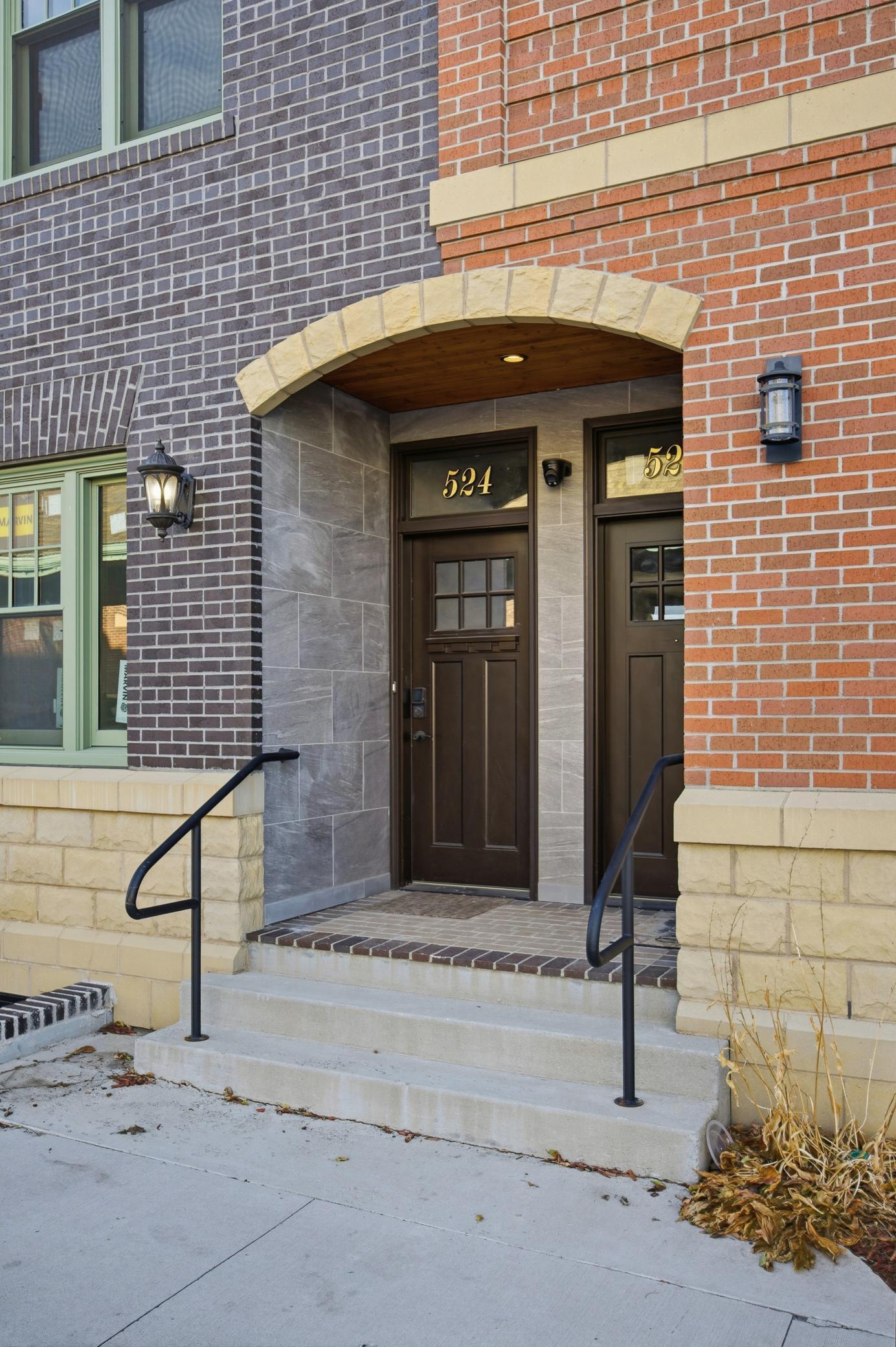 412 5th Street N 526