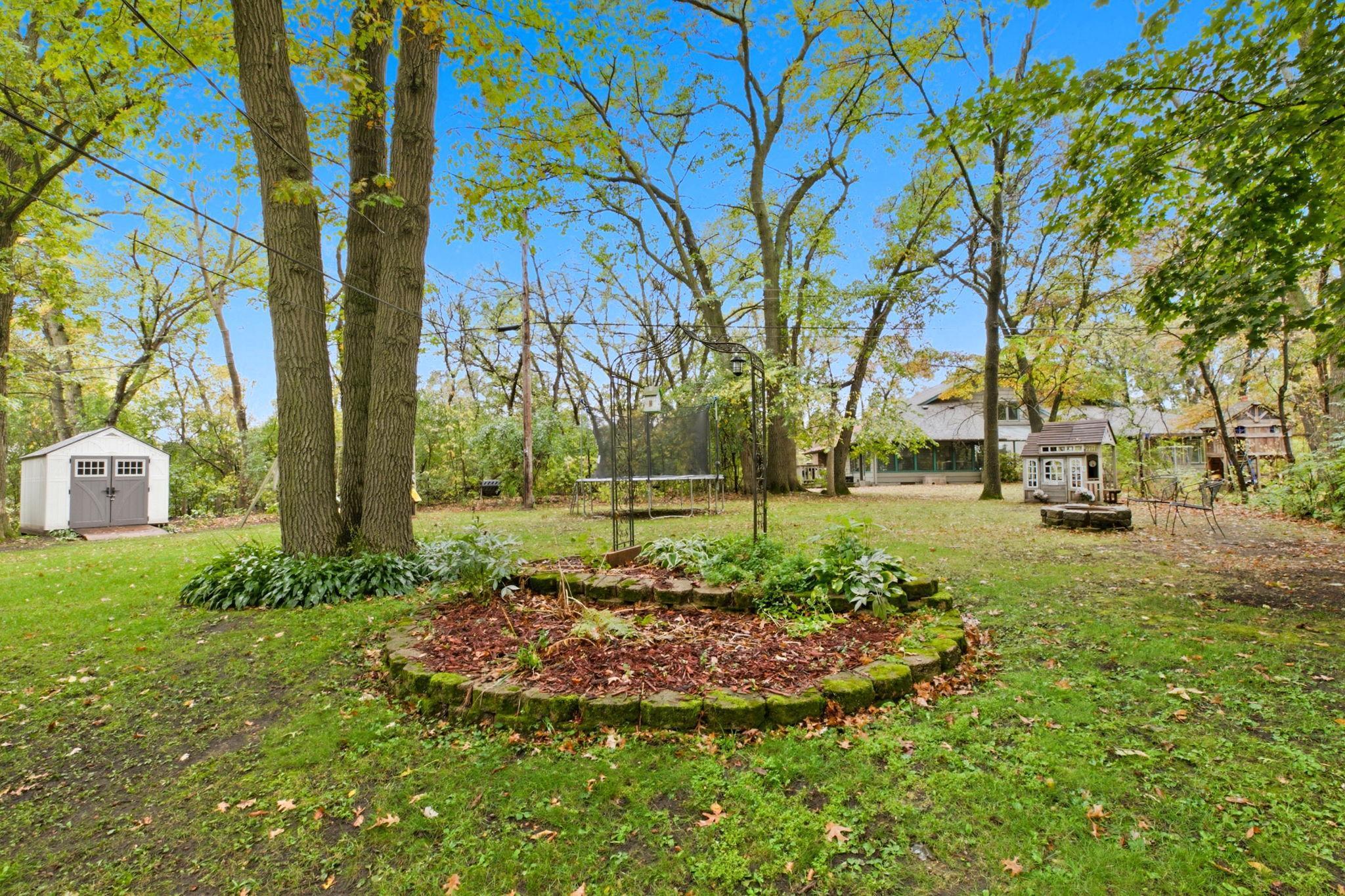 2556 14 1/2 Avenue SE