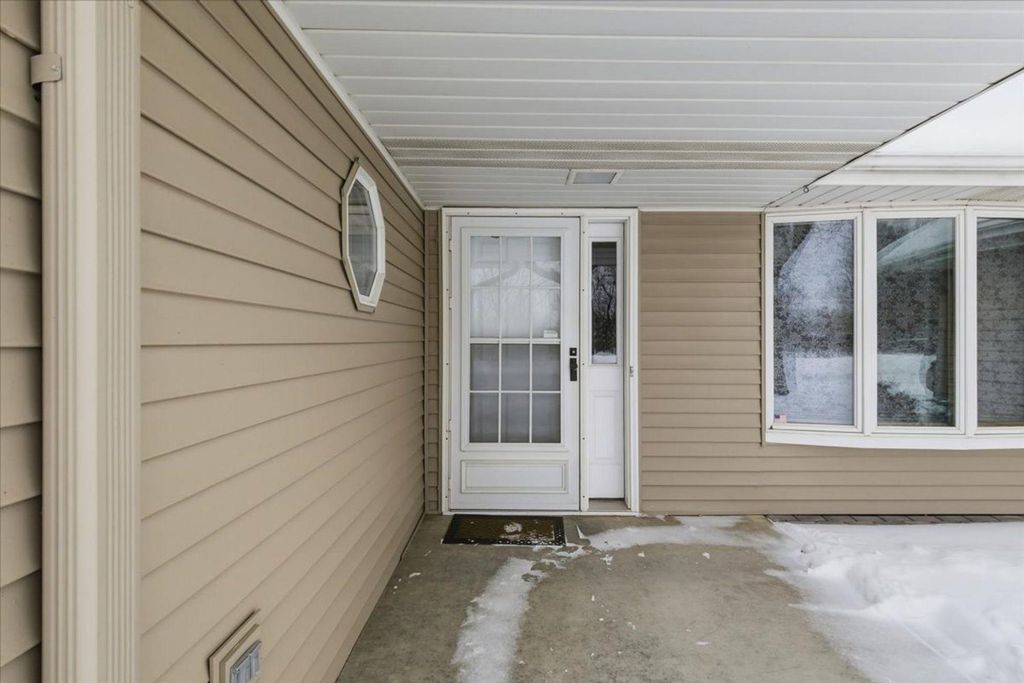 Photo of 1079 S Pointe Drive, Hastings, MN 55033 (MLS # 6825251)