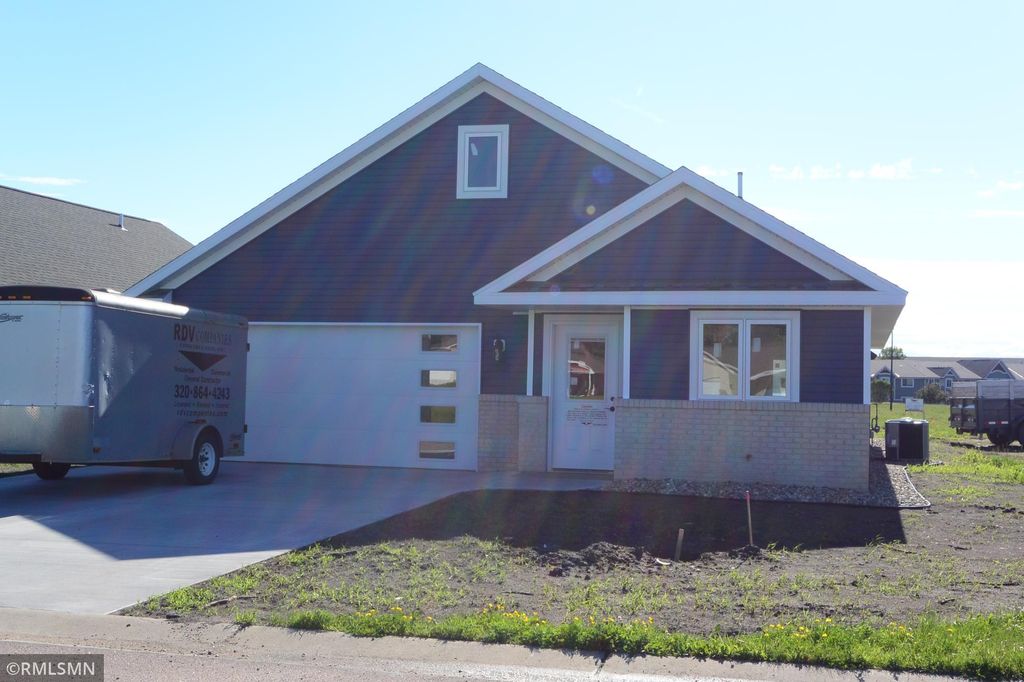 Photo of 1506 Elsie Drive N, Glencoe, MN 55336 (MLS # 7088956)