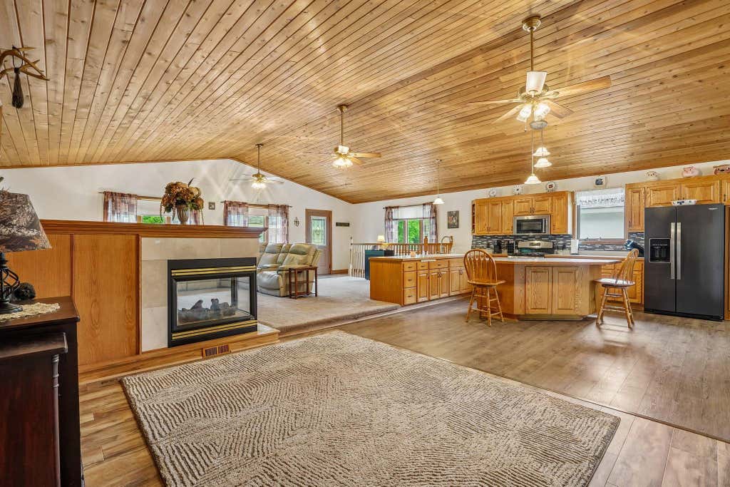 Photo of 2908 Roosevelt Street NE, Saint Anthony, MN 55418 (MLS # 7127303)