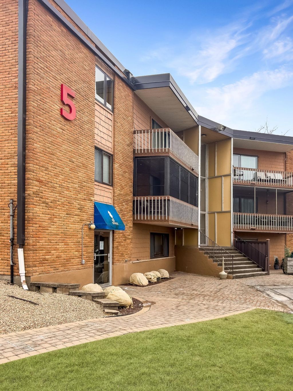 Photo of 5440 Three Points Boulevard #513, Mound, MN 55364 (MLS # 6677538)