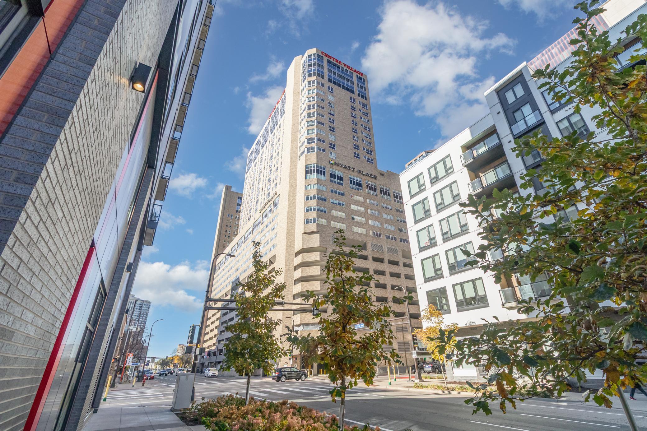 433 S 7th Street 1527