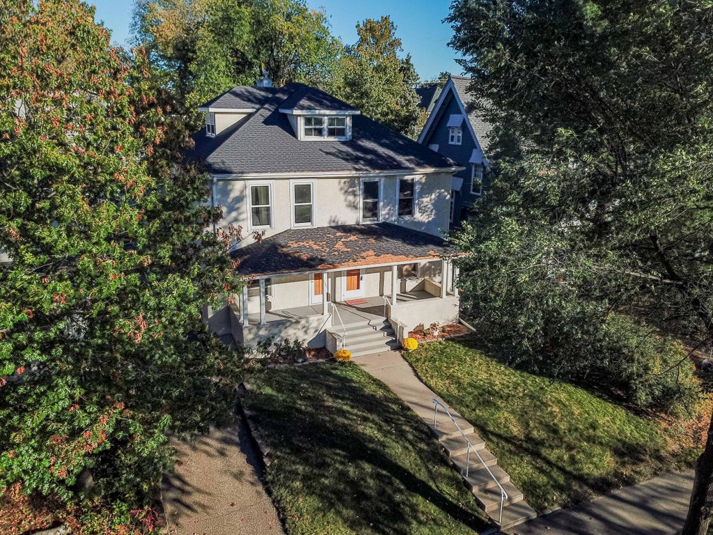 Photo of 2503 Irving Avenue S, Minneapolis, MN 55405 (MLS # 7127178)
