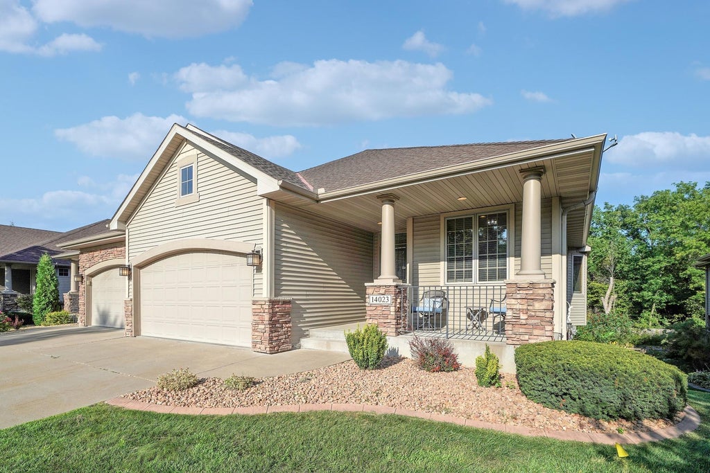 Photo of 14023 N Walters Way, Savage, MN 55378 (MLS # 7134416)