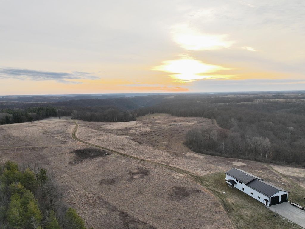 Photo of 11719 Ridgeview Road, Hokah, MN 55941 (MLS # 7042676)