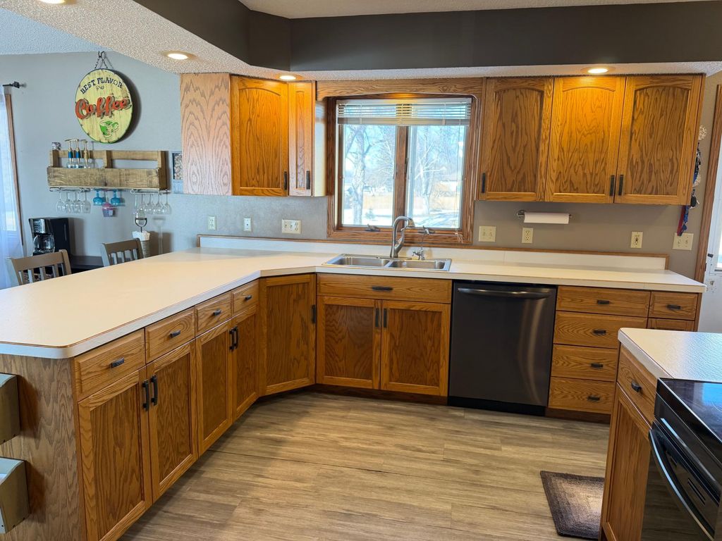 Photo of 820 3rd Street SE, Elbow Lake, MN 56531 (MLS # 7022150)