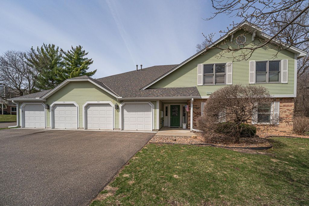 Photo of 10742 Toledo Court, Bloomington, MN 55437 (MLS # 7052499)