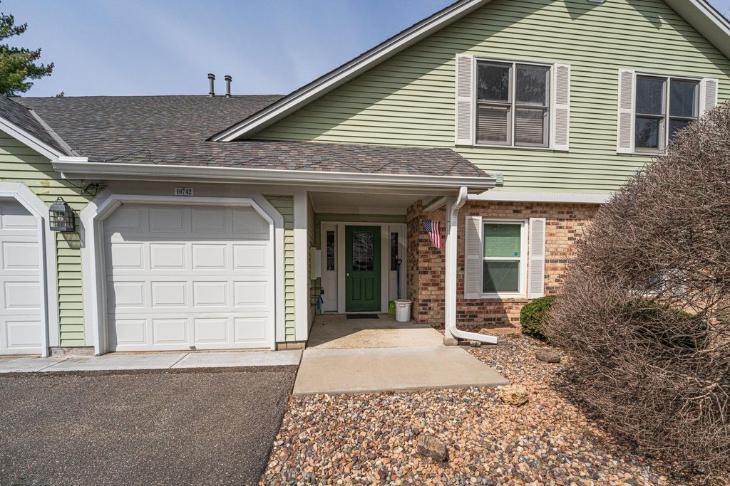 Photo of 10742 Toledo Court, Bloomington, MN 55437 (MLS # 7052499)