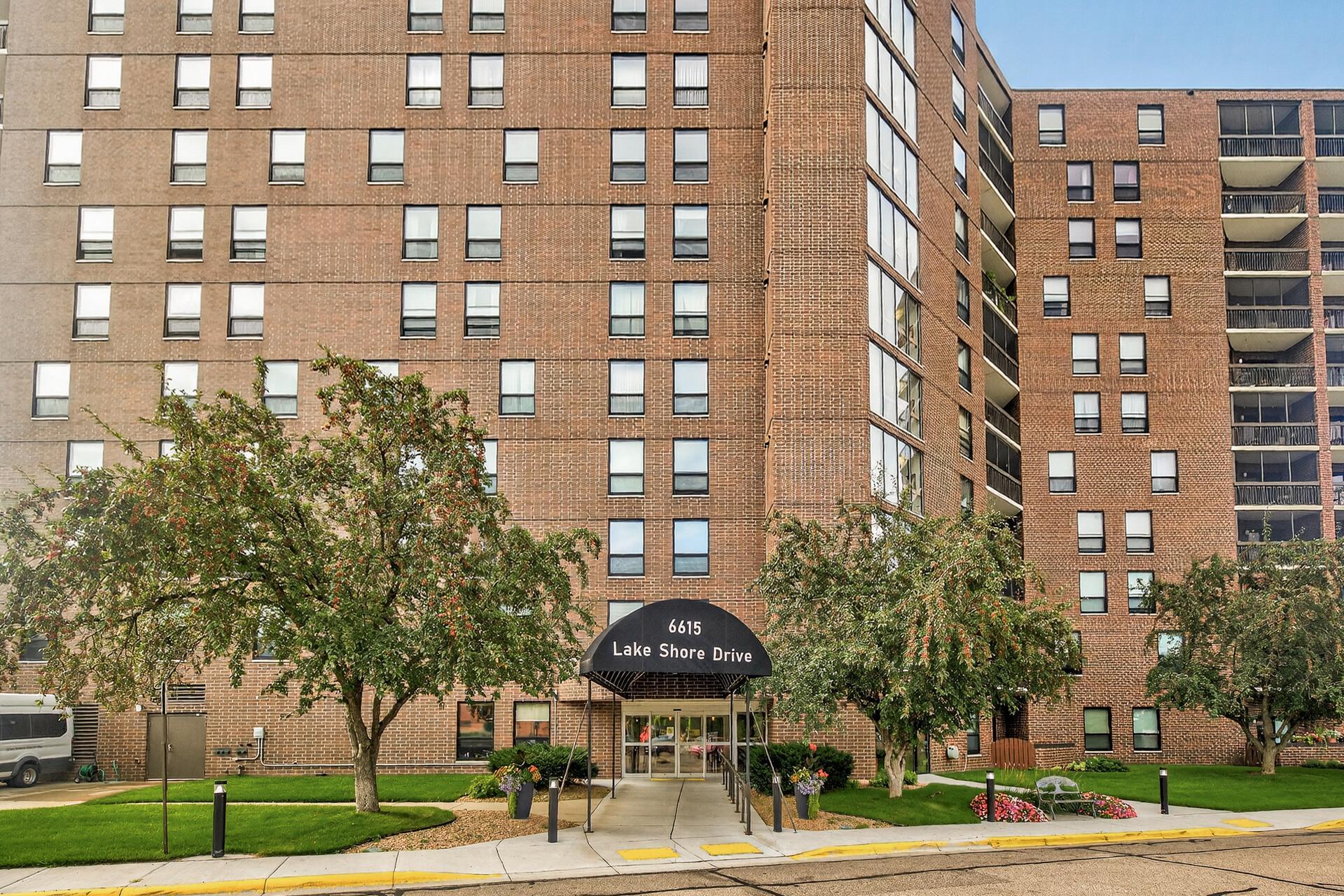 6615 Lake Shore Drive S 302