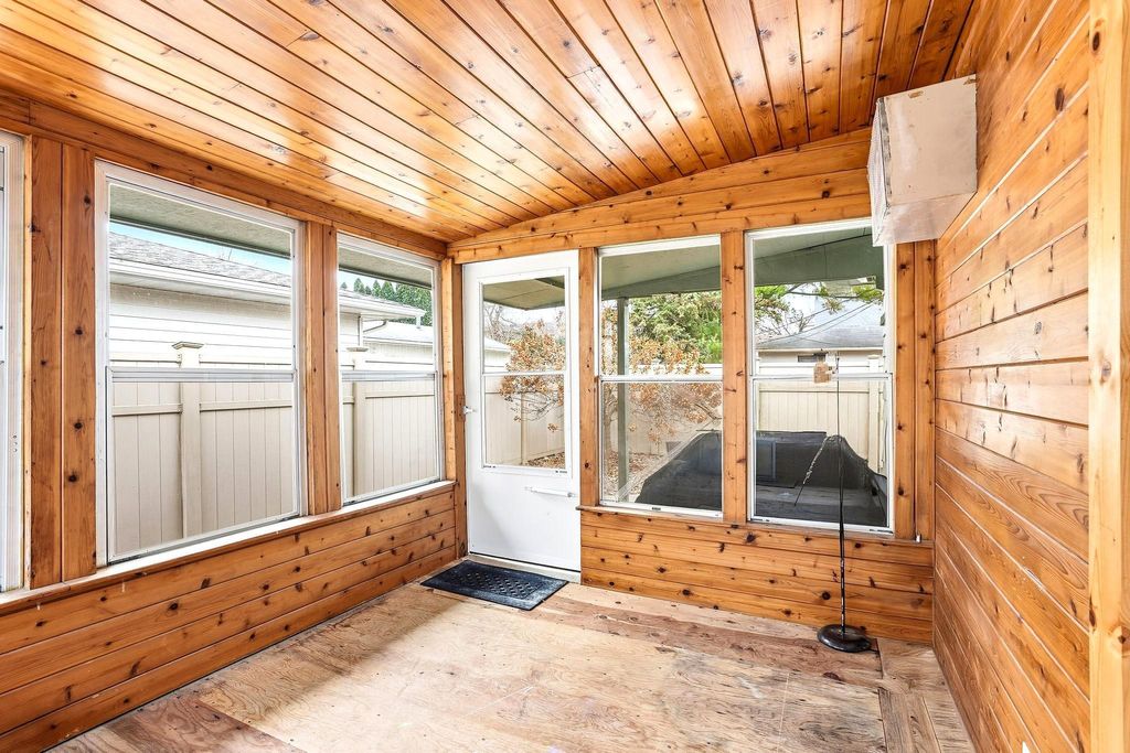 Photo of 209 13th Street NE, Owatonna, MN 55060 (MLS # 6820045)