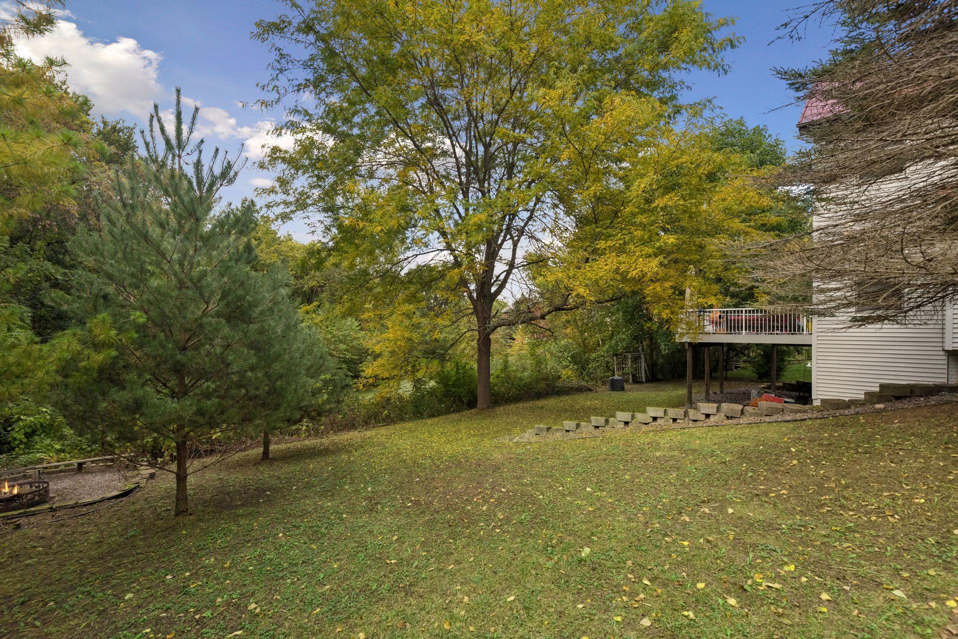 1128 Creekside Circle