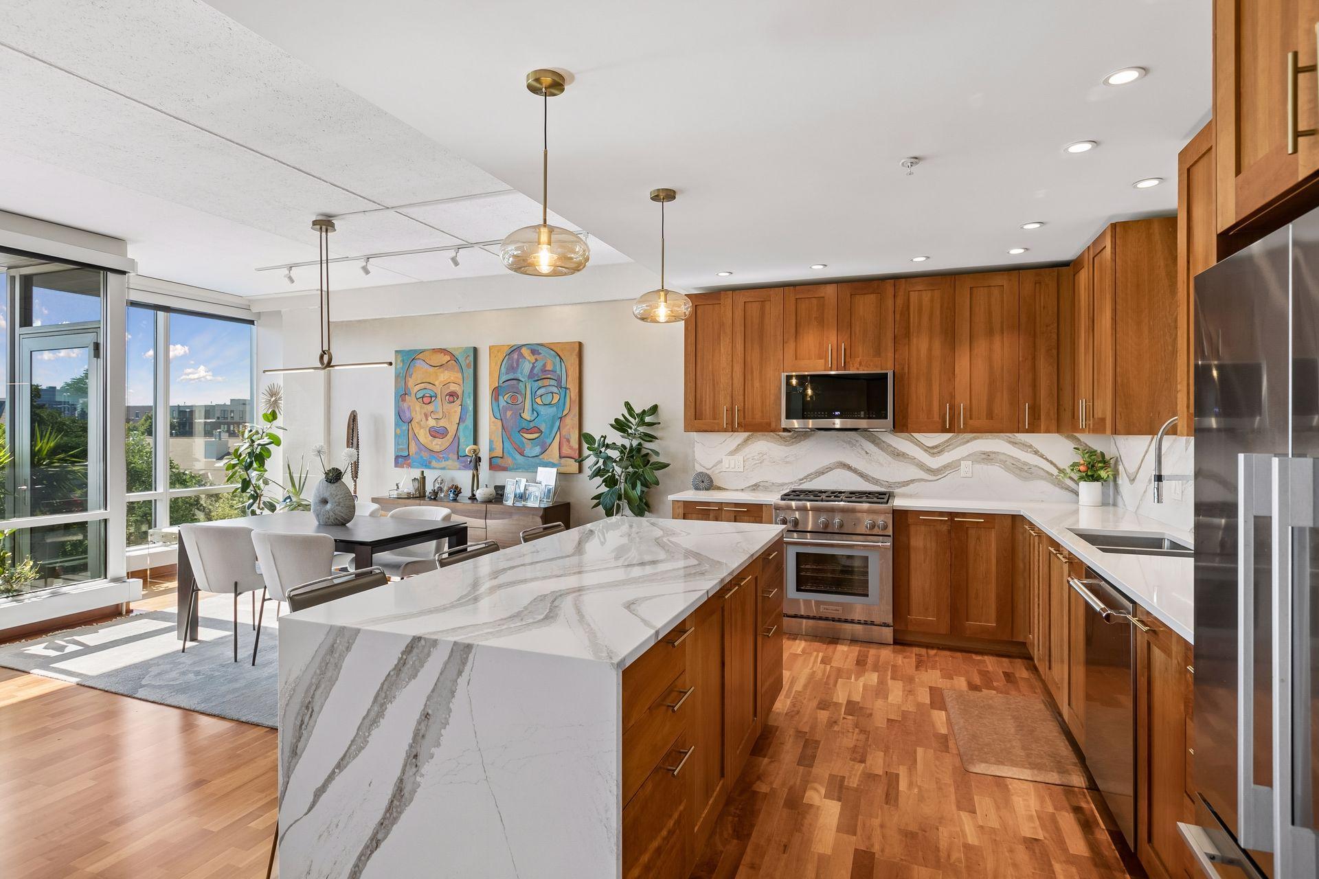 45 University Avenue SE 410