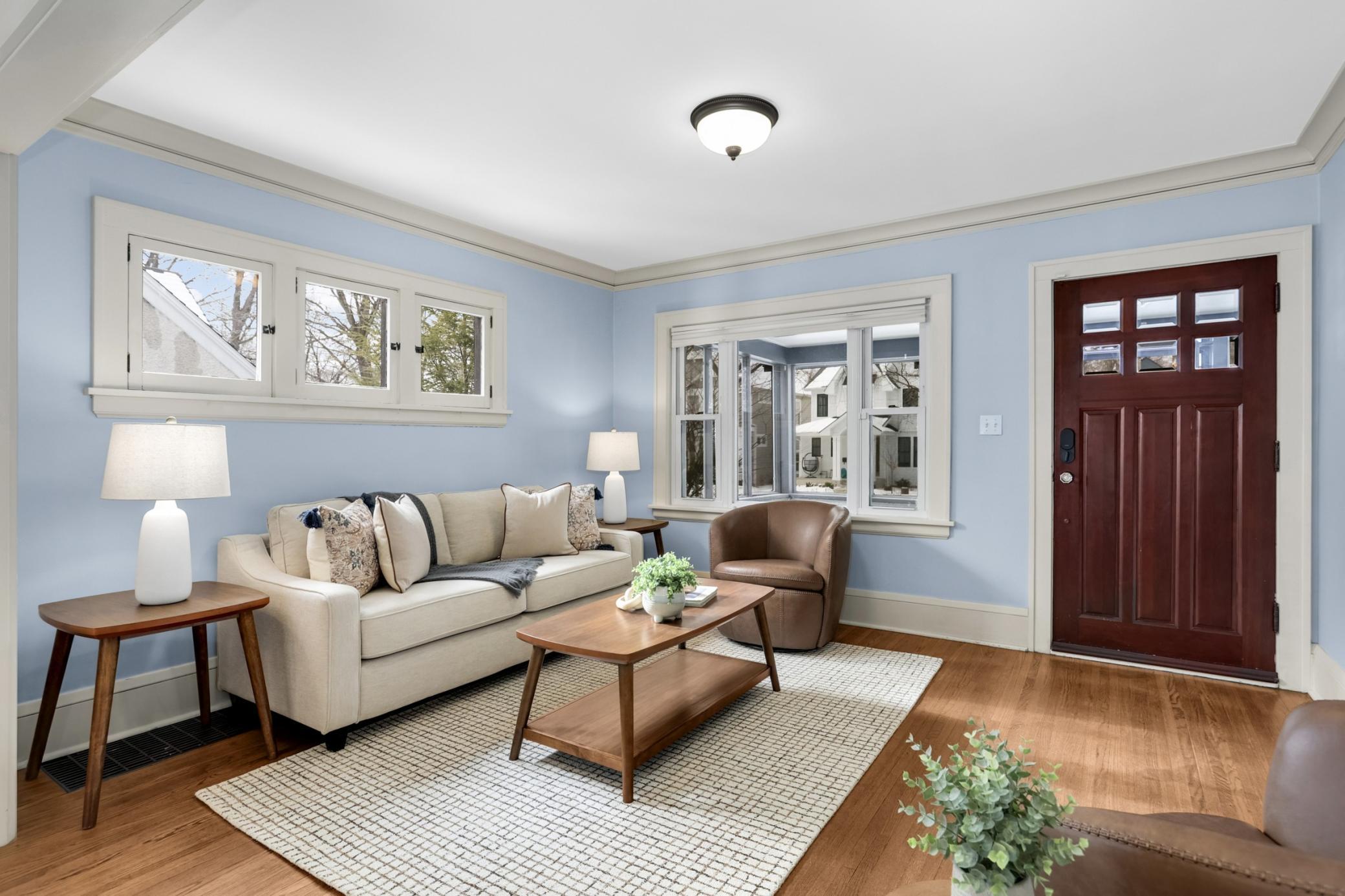 5325 Chowen Avenue S