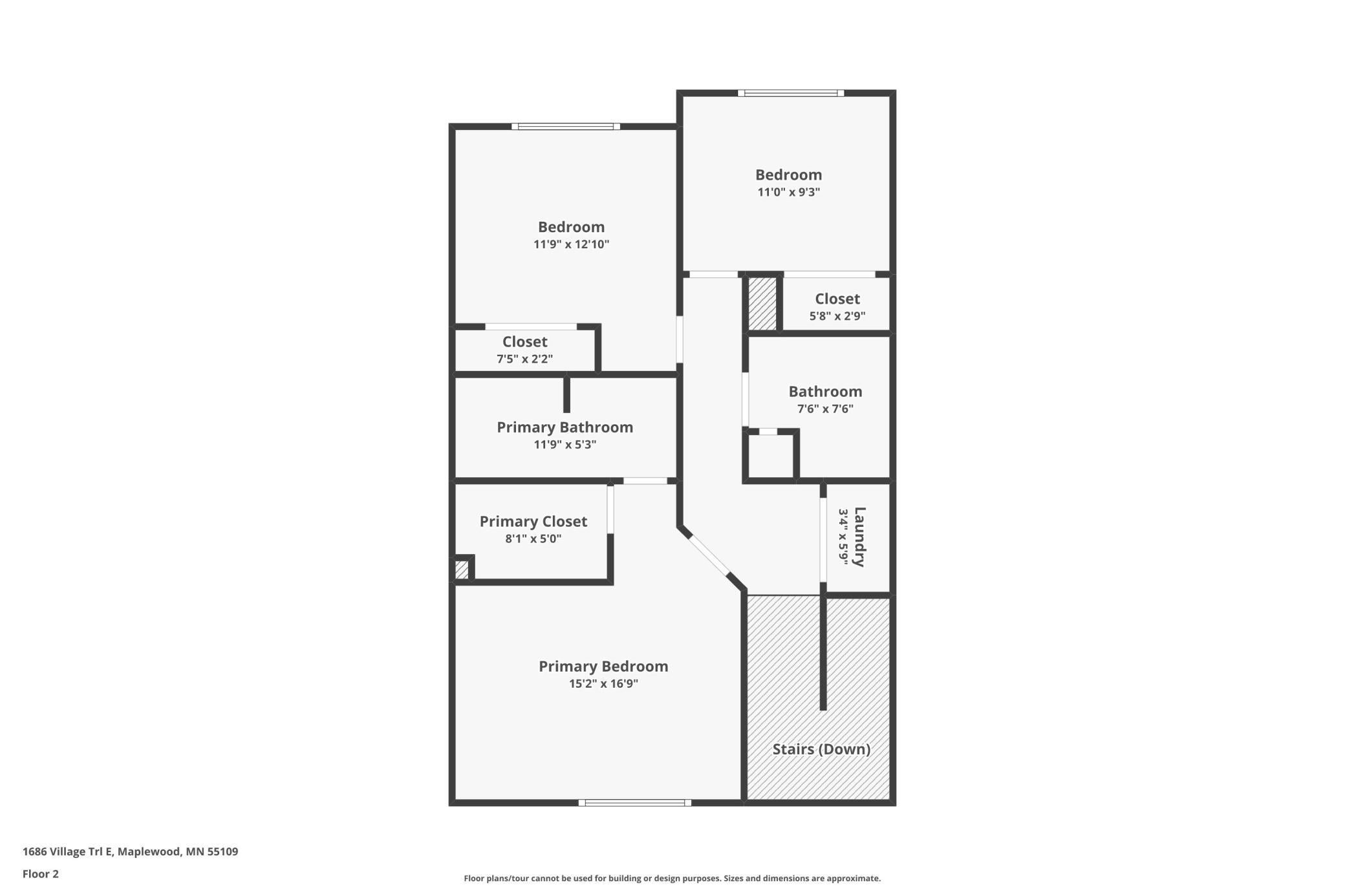 1686 Village Trail E 2