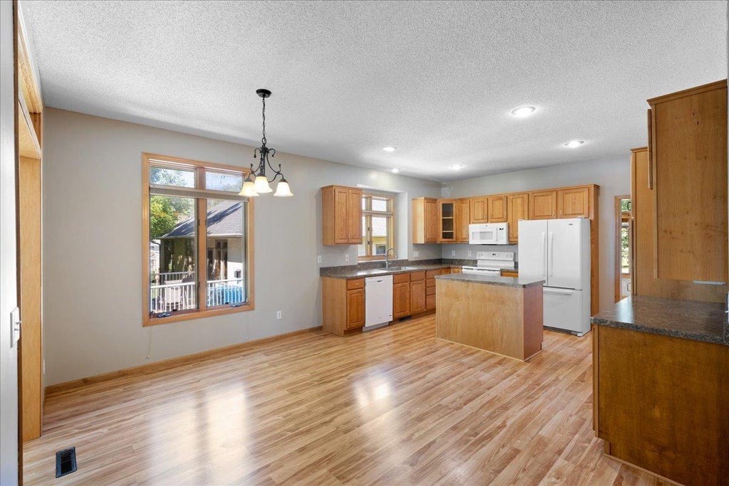 Photo of 16891 88th Avenue N, Maple Grove, MN 55311 (MLS # 7146363)