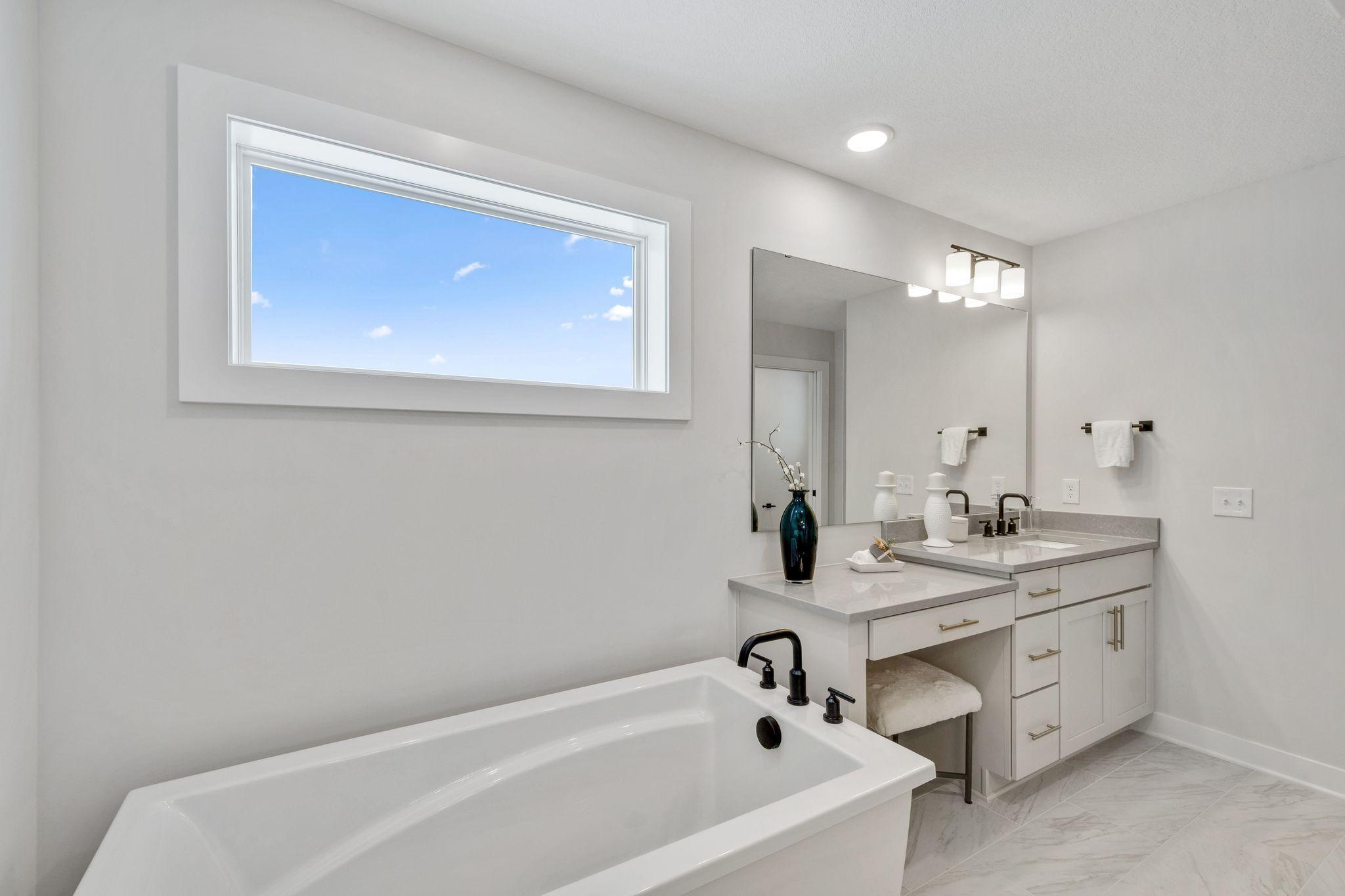 10261 Shadyview Lane N