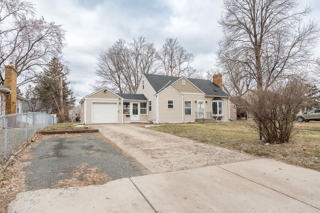 Photo of 5312 Lilac Drive N, Brooklyn Center, MN 55430 (MLS # 7037439)