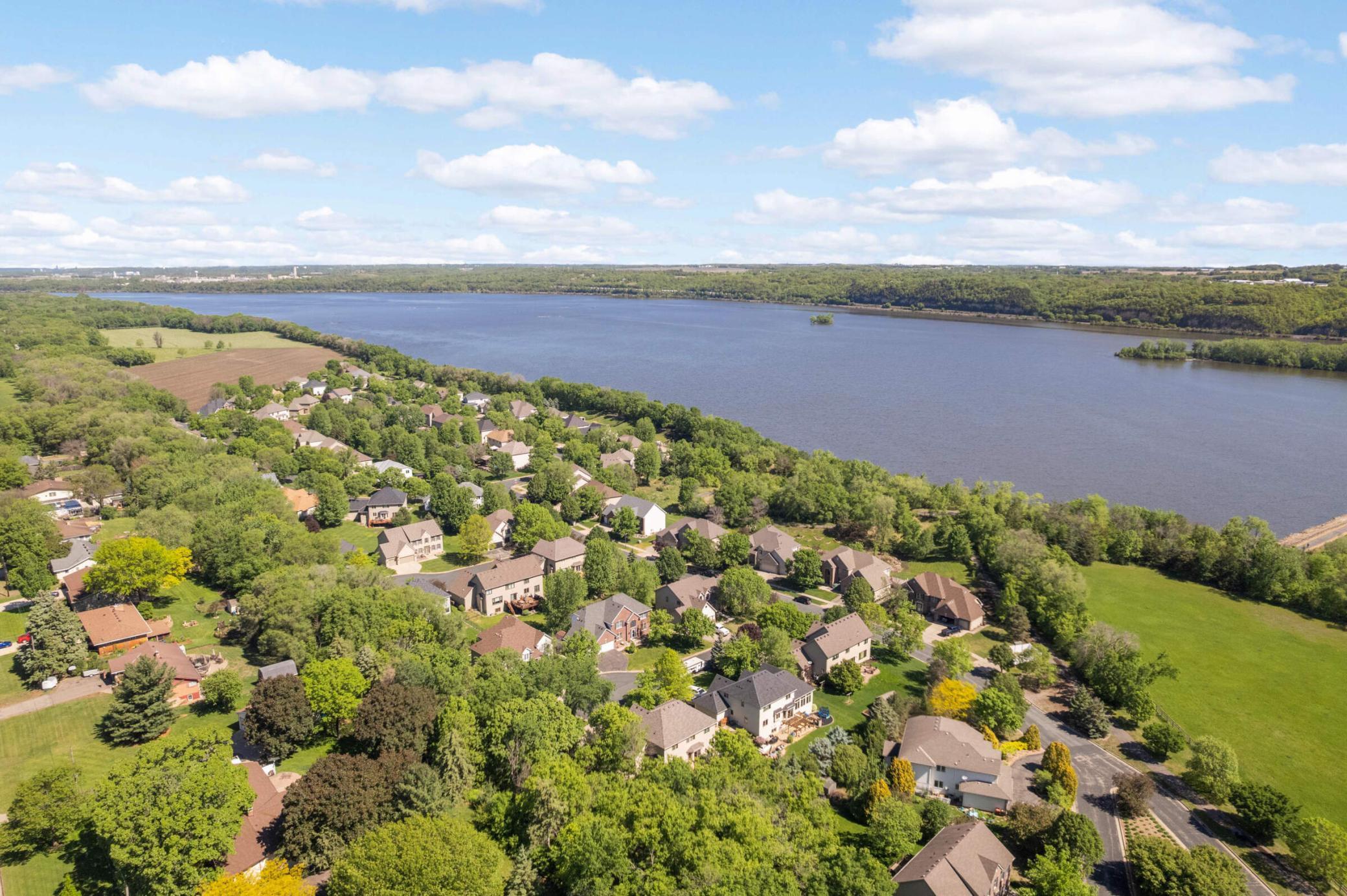 1317 Eagle Bluff Court