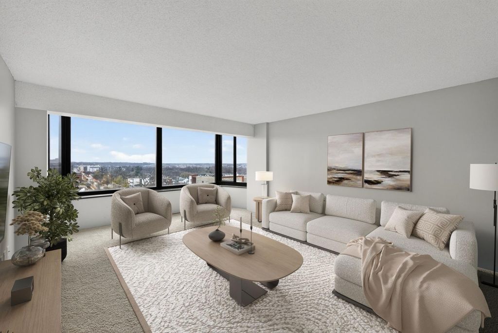 Photo of 207 5th Avenue SW #902, Rochester, MN 55902 (MLS # 6822035)