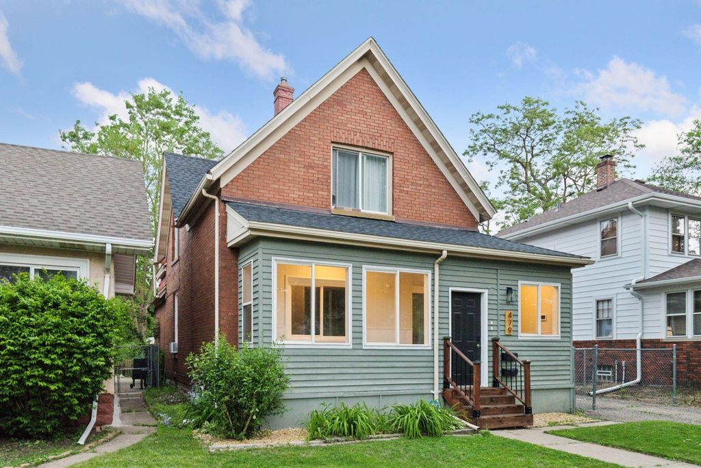 Photo of 479 Michigan Street, Saint Paul, MN 55102 (MLS # 7054974)