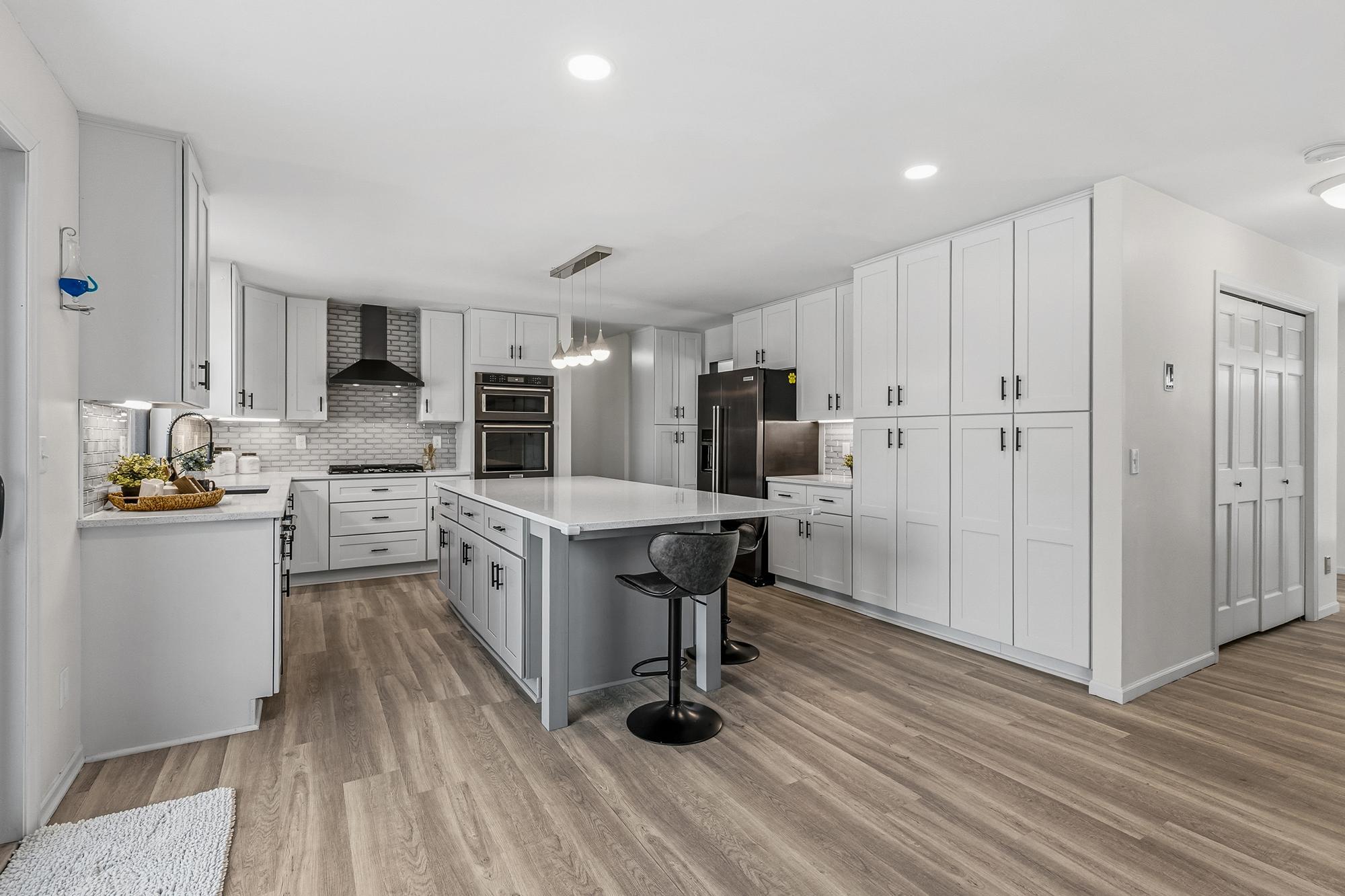 4180 Columbine Court